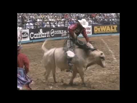 Justin McBride vs Centennial - 00 PBR Grand Rapids (87.5 pts)