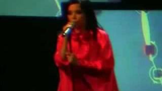 Björk - Pluto - Radio City Music Hall 5.2.07