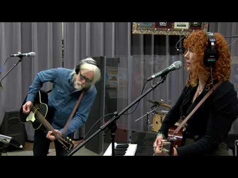 The Mastersons - "Eyes Open Wide"