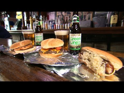 download lagu mp3 mp4 Murphys Pub Chicago, download lagu Murphys Pub Chicago gratis, unduh video klip Murphys Pub Chicago