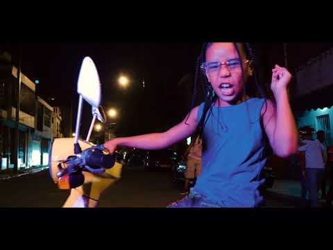 Nunca 990 - ADRIEL FLOW - ANDO LINDO (Video Oficial ) Prod By. Moncholo La Vainilla