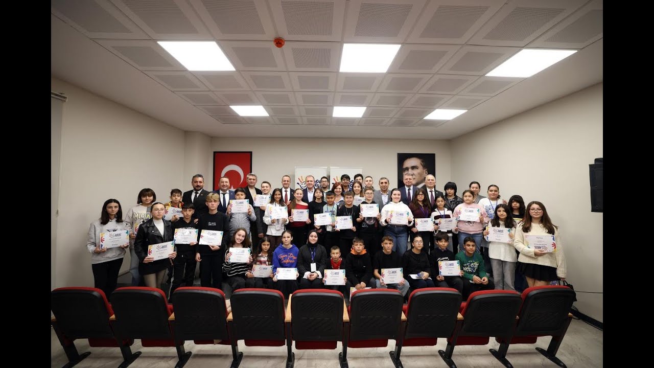 BAŞKAN SEÇER, BÜYÜKŞEHİR’İN ÇOCUK MECLİSİ ÜYELERİ İLE BİR ARAYA GELDİ