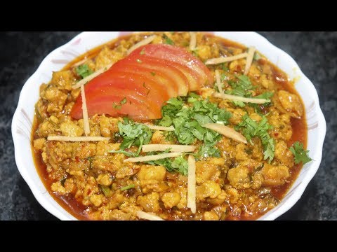 Dhaba Style Chicken Keema Masala Recipe | Delicious and Easy to Make it Video