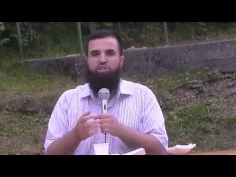 Familja Islame dhe sfidat e saj  .  Hoxhe Shakir Shahi.