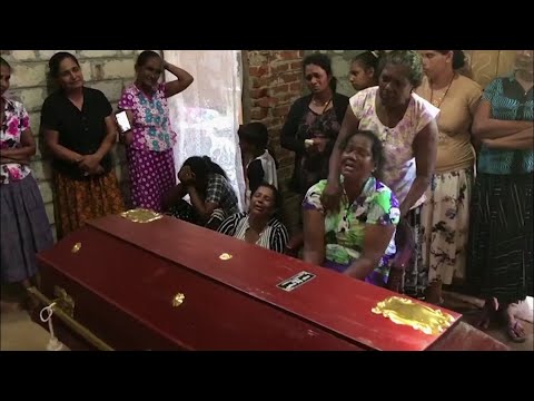 A Sri Lankan government official says a local militant group is responsible for the Easter Sunday suicide bombings. (April 22)