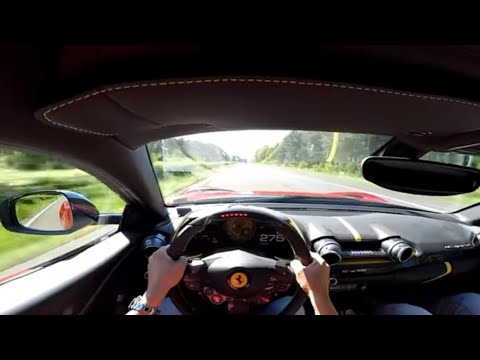 Ferrari 812 superfast 320 km/h - 199 mp/h on the autobahn! 12 cylinder roar!