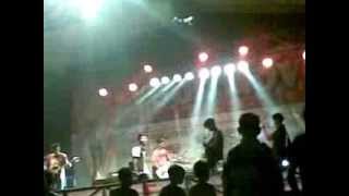 Download lagu THREEPUNK-Indahkan Hariku Bersamamu (at Kp.Bulak-Ciputat) mp3