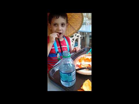 Nick Knows First Trip to Walt Disney World!