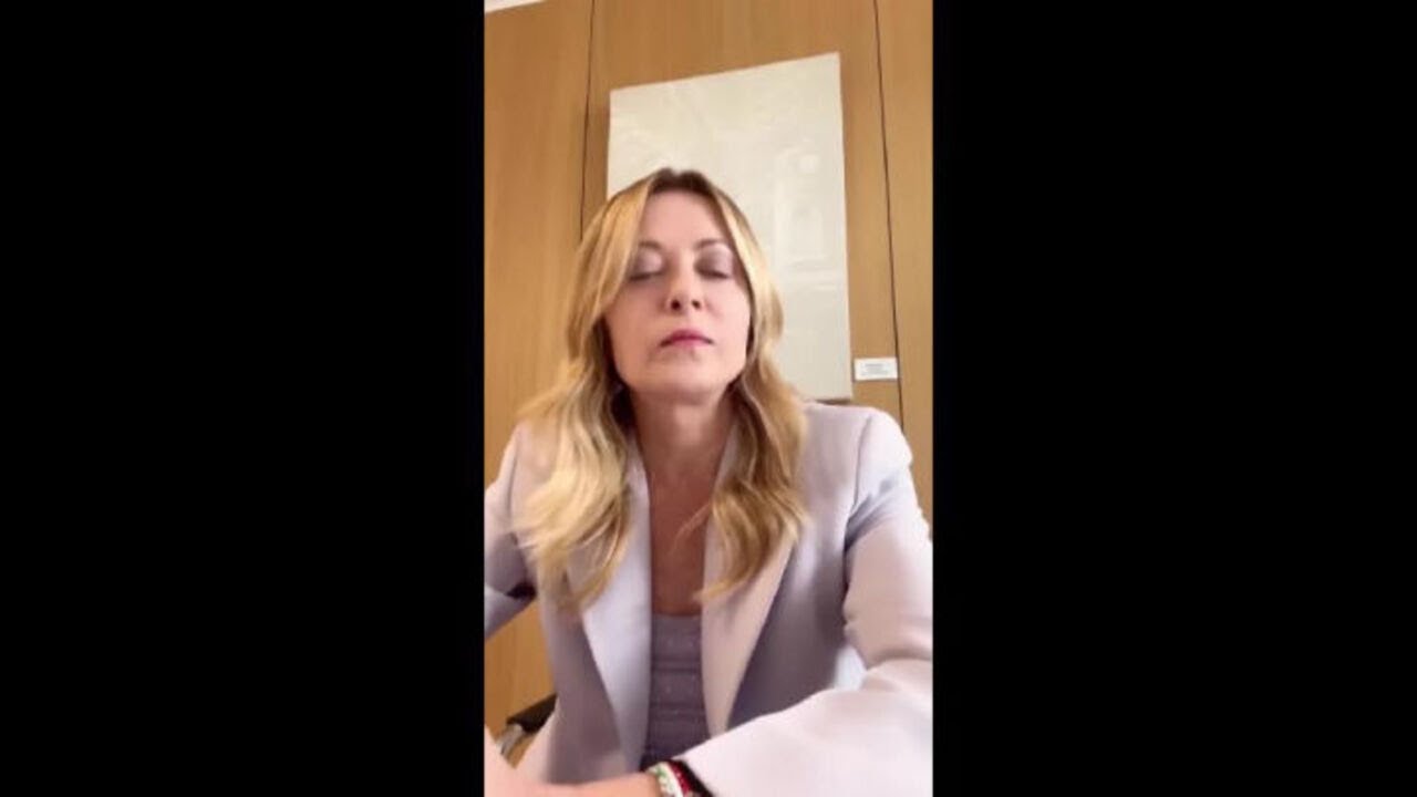 Meloni: Da Trump dichiarazioni inventate, io e l'Italia non imploriamo mai