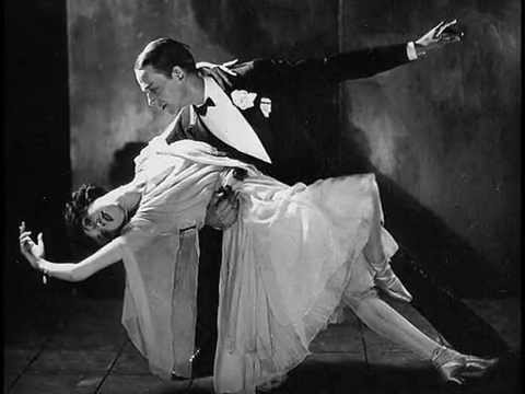 Roarin' 20s: S'Wonderful (Gershwin) - Ipana Troubadours, 1927