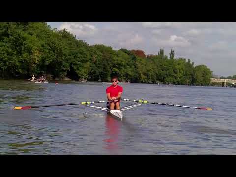 sculling courses at Tideway Scullers School