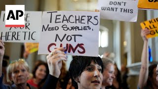 Tennessee lawmakers pass bill to allow armed teachers