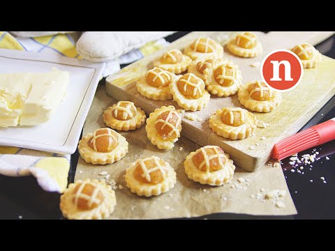 download lagu mp3 mp4 Crispy Pineapple Tart Recipe, download lagu Crispy Pineapple Tart Recipe gratis, unduh video klip Crispy Pineapple Tart Recipe
