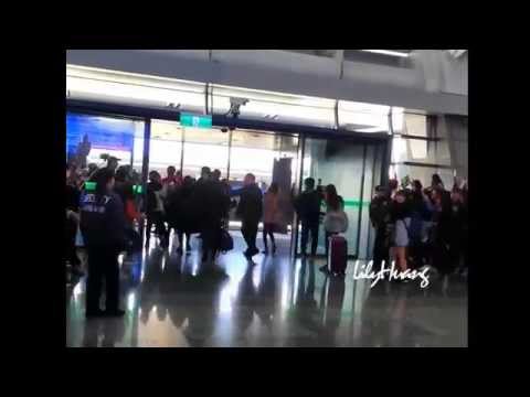 150124 INFINITE 인피니트 & 김성규 @ Taoyuan Airport Taiwan