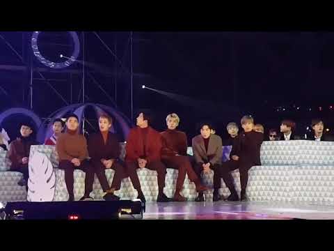 Exo reaction red velvet