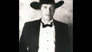 George Strait - Heaven Must Be Wondering Where You Are