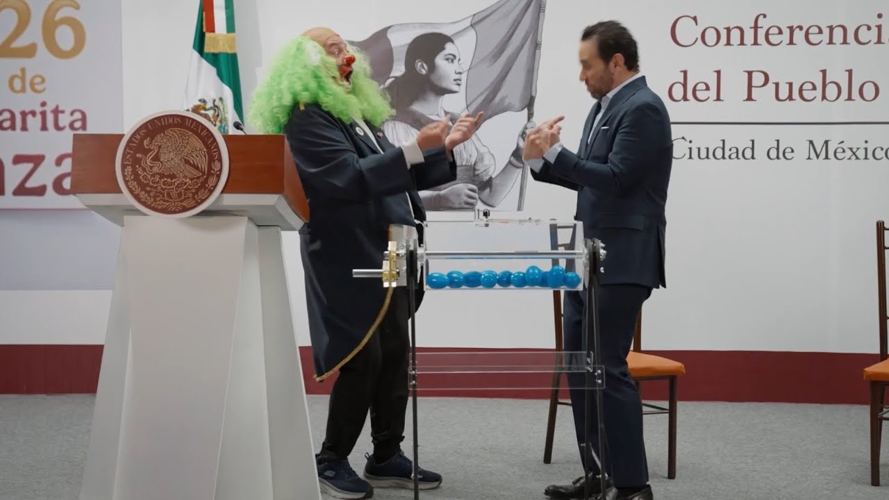 Brozo y Loret visitan la mañanera 