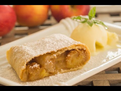 Pulled apple strudel