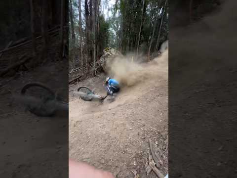 HUGE Crash for Ronan Dunne in Practice!! via - @ronandunne2002#redbull #hardline