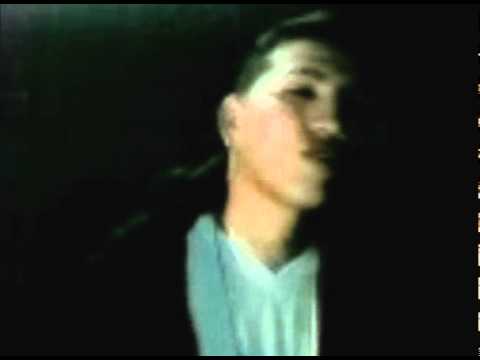 Promo kenny man-Bbusco una nena con el Muslo bien grande!