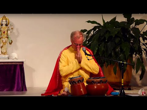 Stille Meditation und Mantrasingen Satsang mit Sukadev - Yoga Vidya Live 07:00 Uhr 26.08.2020