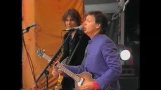 Paul McCartney - She's A Woman (Live in St. Petersburg 2004)