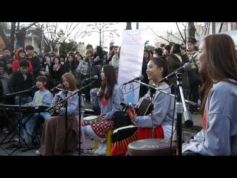 CLC 홍대 버스킹