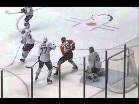 Andrej Meszaros scores vs the Lightning - 11-18-10