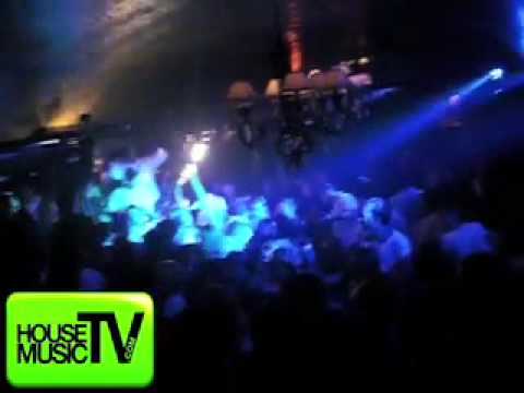 SILENCE Please ! ! ! -  Hamptons Hotspot - LILY POND - LEE KALT live - House Music TV