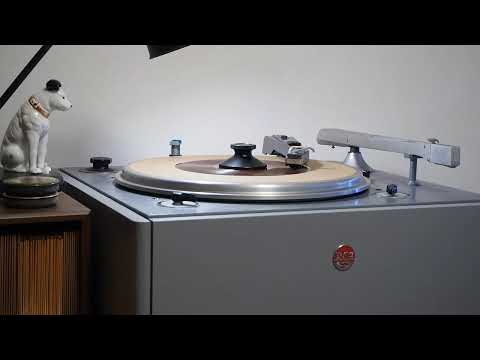 It's The Girl / Freddie Rich's Radio Orchestra