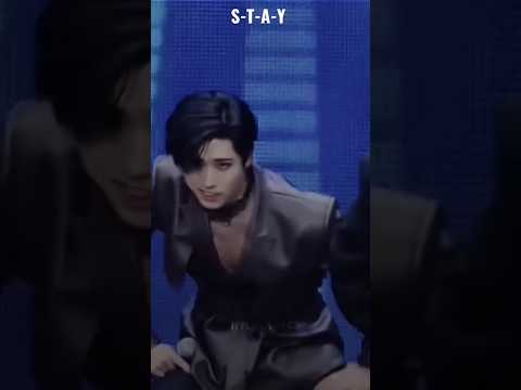 i don't care about abs ... but #hanjisung with black 🖤 hair ✨🤩