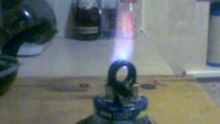 preview picture of video 'Homemade copper coil alcohol stove - mini (frying potatoes)'