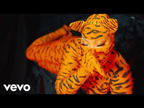 Prettii Prettii - If Him Left (Official Video)