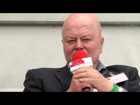 Stephan-Andreas Casdorff beim roten Sofa