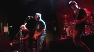 CALL ME NO ONE- THE WORLD IS DEAD (LIVE AT MOJOES)