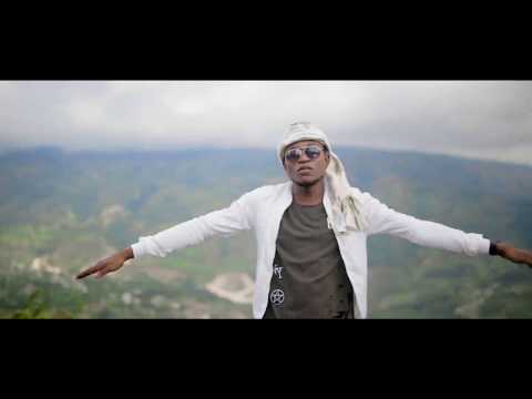 MECHANST  2 Personnages ( Official Music Video)