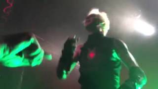 Space Oddity/When Worlds Collide by Powerman 5000 (4/16/16  Trees/Dallas, TX)