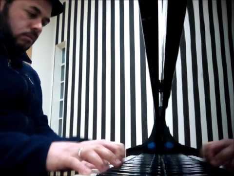 MATIAS MINGOTE GERMAN pianola impro - Percussion&Musik Ideas !