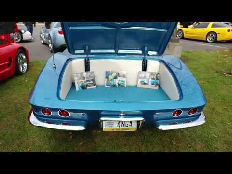 1961 METALLIC NASSAU BLUE CHEVROLET CORVETTE CONVERTIBLE PA '4NG4'