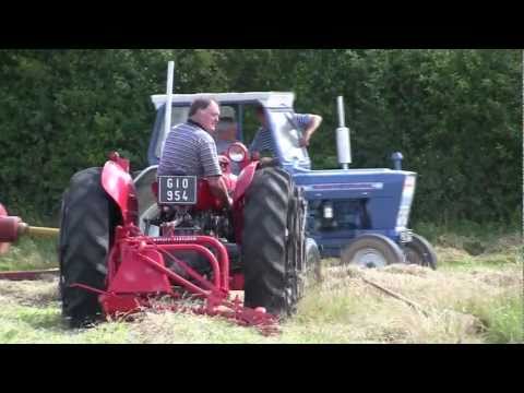 Suncroft Vintage Club Haymaking Day 2011 Haywrap The Saw Doctors