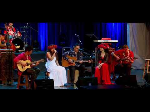 Cantique Oh quelle Grâce . Chanté par des Soeur Tahitienne 🌺