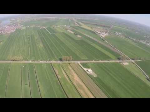 Ameide - The Netherlands - 20-04-2019 - 15:22 - Maurik Paragliding