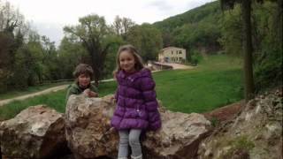 preview picture of video 'Agriturismo Altobello Verona Italy - happy vacations with your children'
