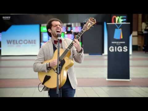 Luca Di Fabio The same endless sky Live @ The O2 (Gigs Big Busk)