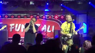 No Fun At All - Perfection &amp; Growing Old, Growing Cold (Dickens Pub 2019)#punk #punkrock #punkshow