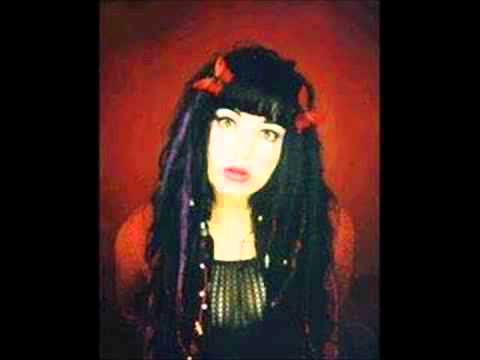 Kittie ft korn-This Town