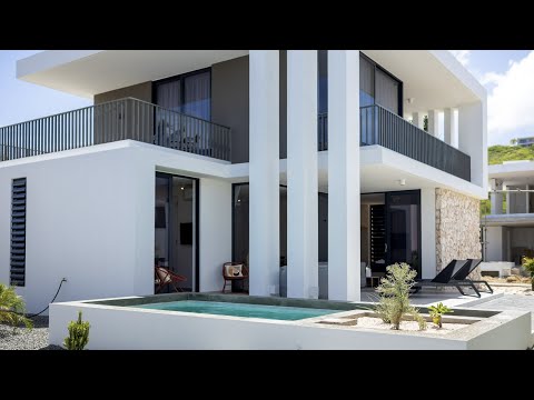 Videovoorbeeld: Villa in Coral Estate