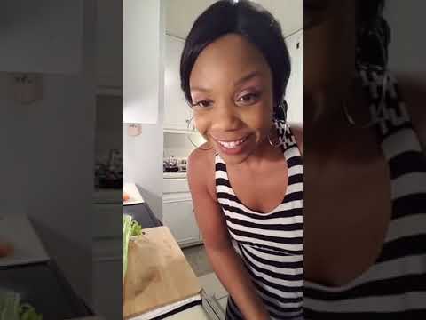 Cooking With Aisha Live Making Oxtail Stew in tomato base