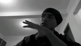 Te siento cerca sin estar conmigo = Eu sinto você perto sem estar comigo