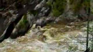 preview picture of video 'raw power of Cascade Falls  BC by Christina Lake.'